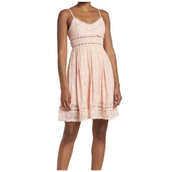 NWT NSR Womens Provance Mini Dress Size Large Stretch Lace V Neck Blush (b6) - Picture 1 of 5